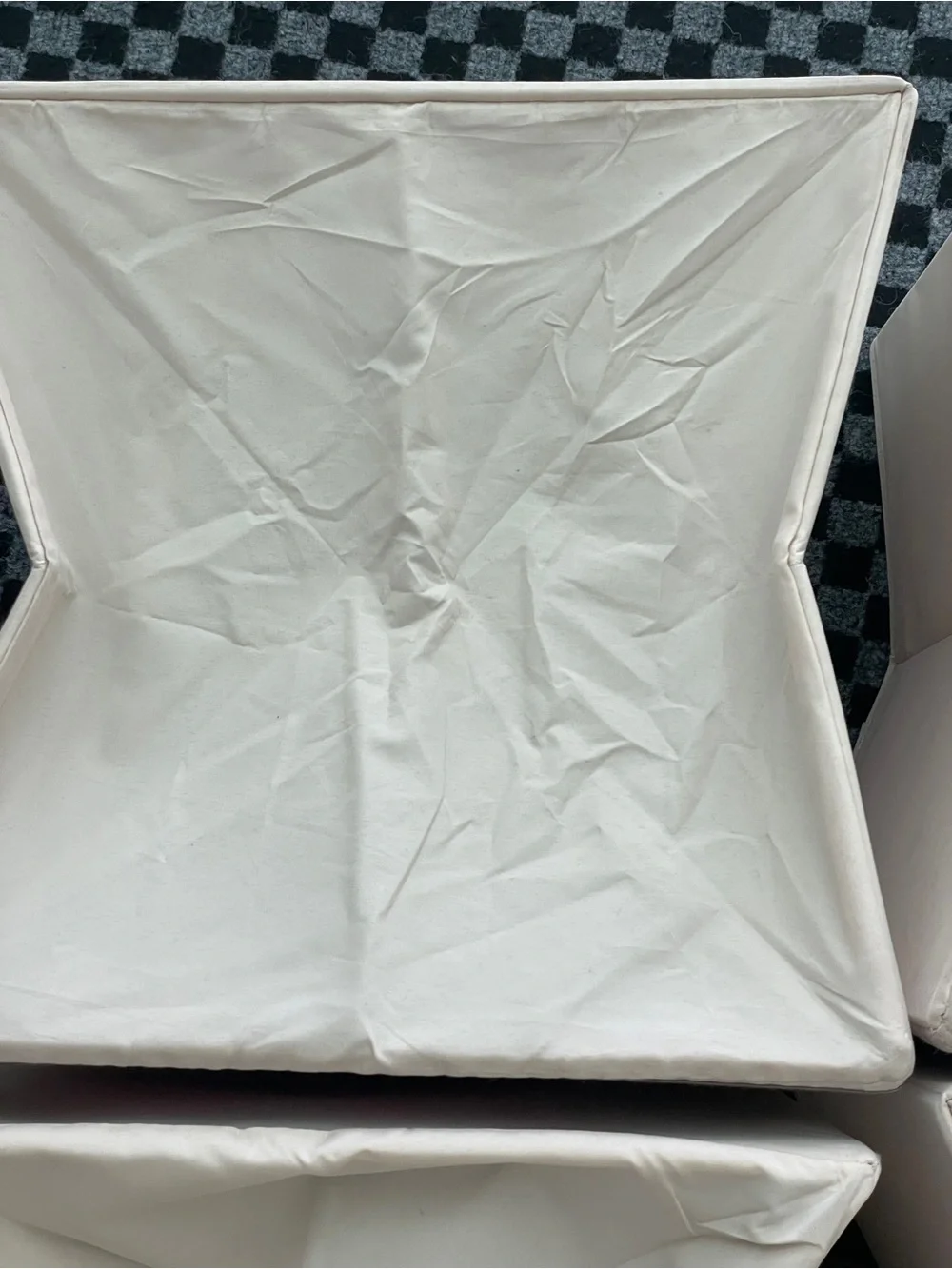 Cute 3 sprout storage bin x 4 x 13”